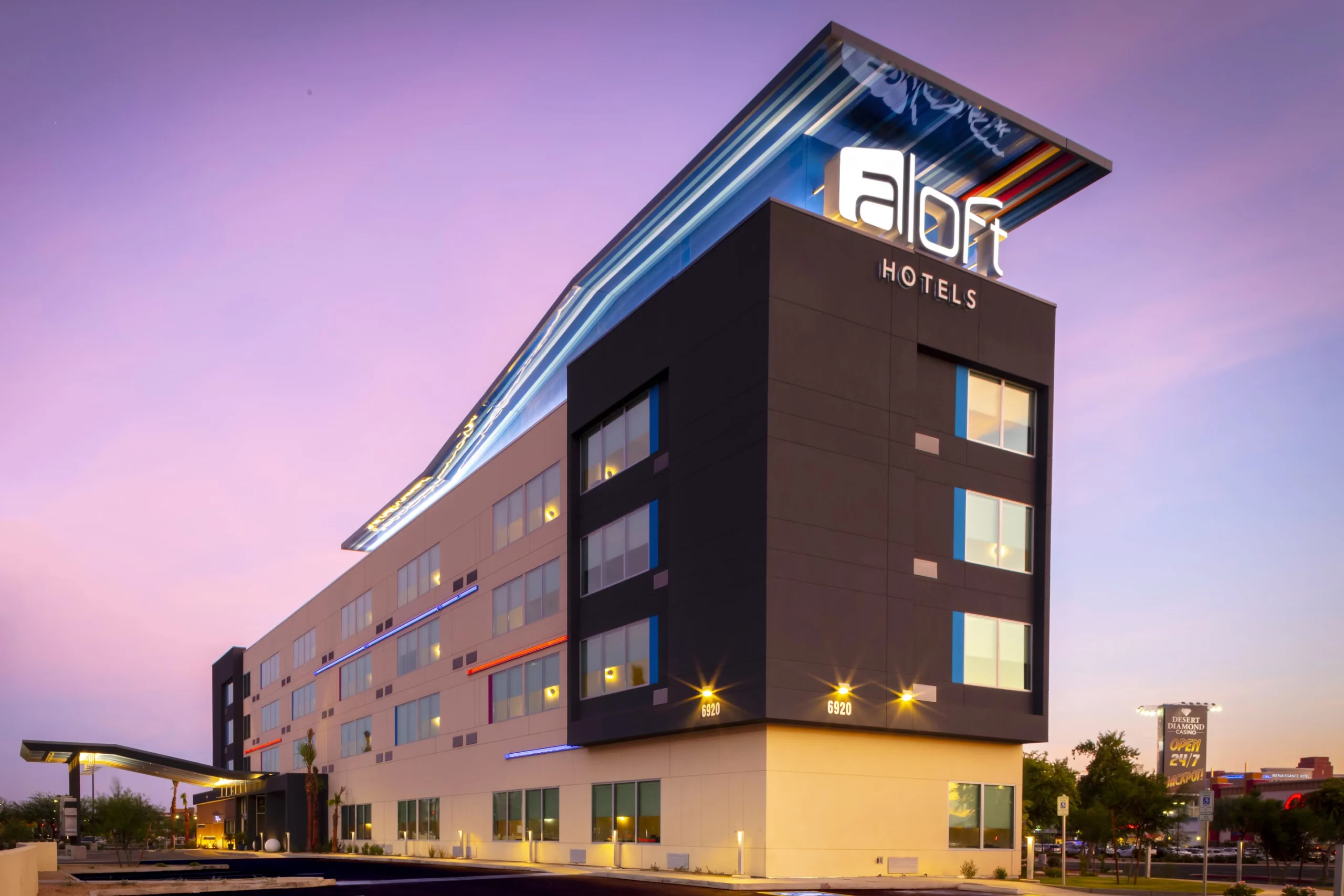 Aloft Glendale