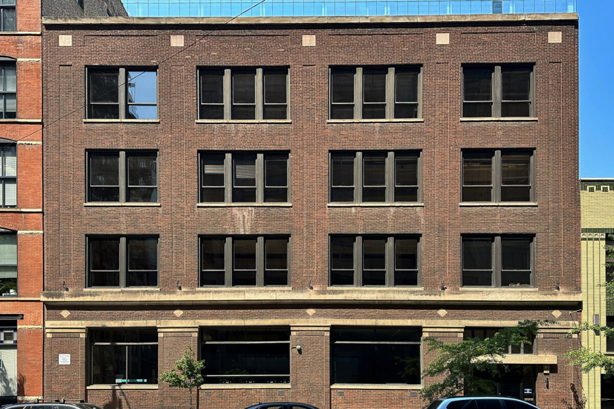 208 S Jefferson